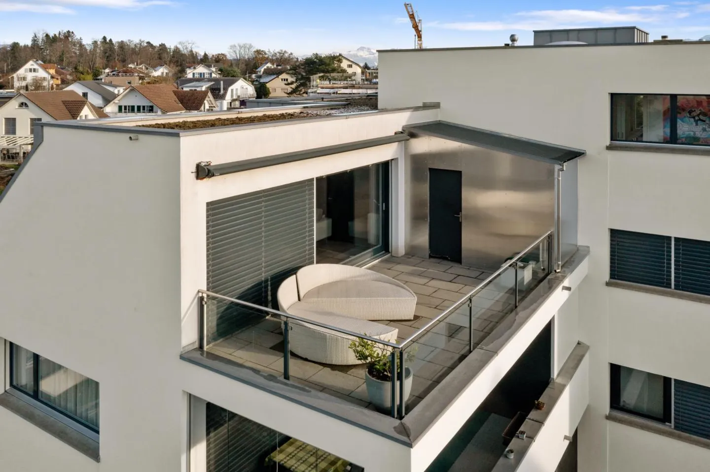 Residential Pearl with 2 Terraces in a Prime Location! - Photo 2 of 13