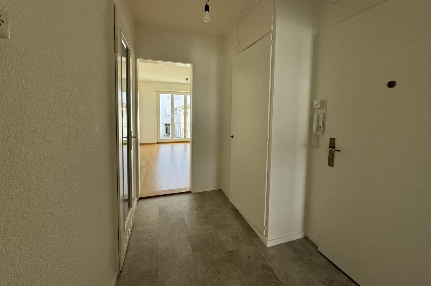 Appartement confortable dans un endroit calme - Photo 4 sur 6