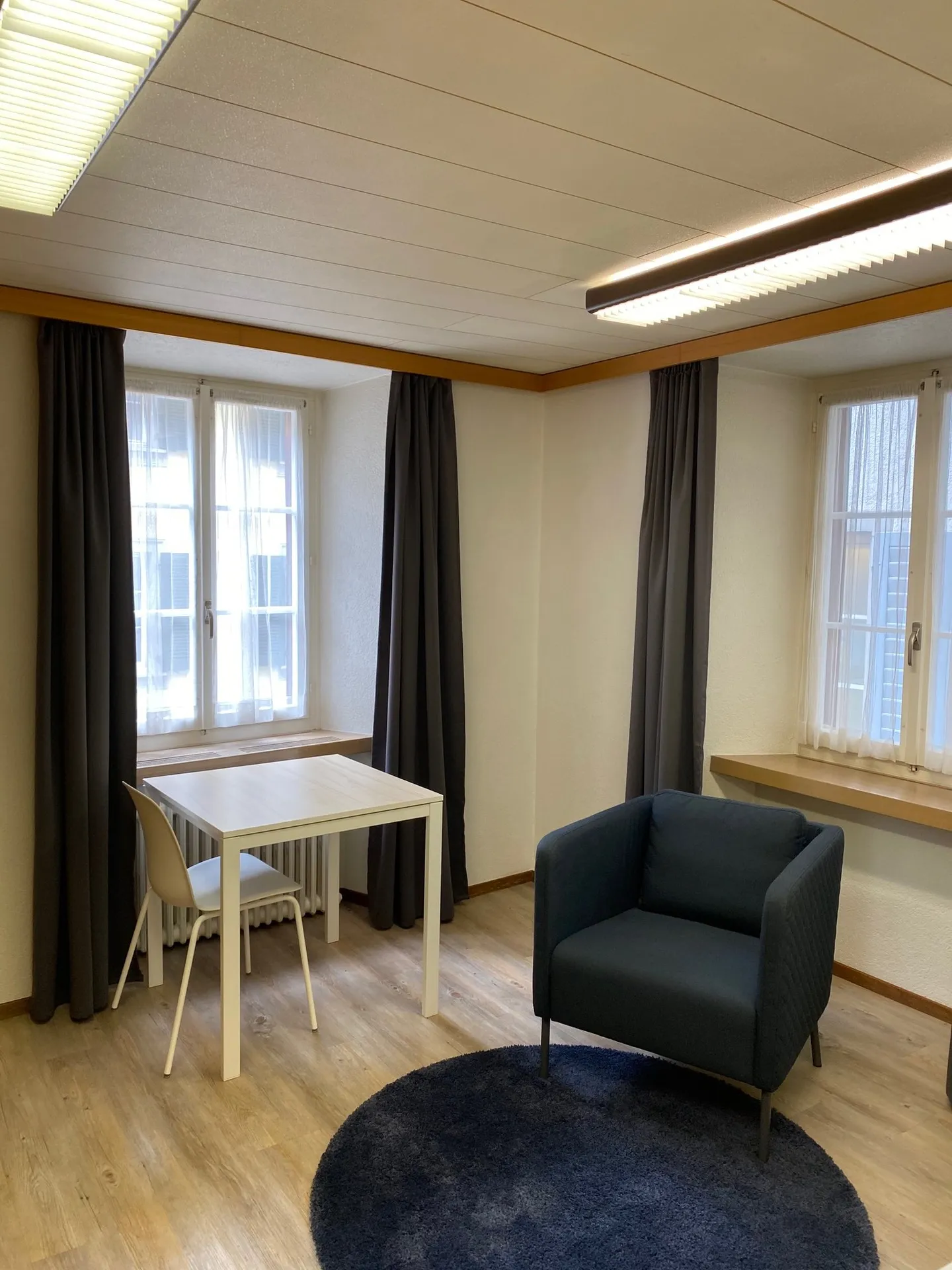 Partially furnished room for rent in the center of Altdorf - Photo 1 of 9