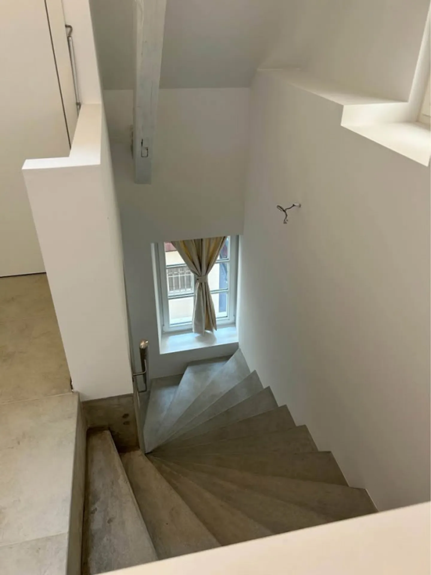 New Studio in Central Lausanne - Photo 3 of 8