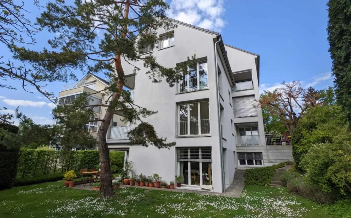 Casa plurifamiliare nel popolare Arlesheim - Foto 1 di 12