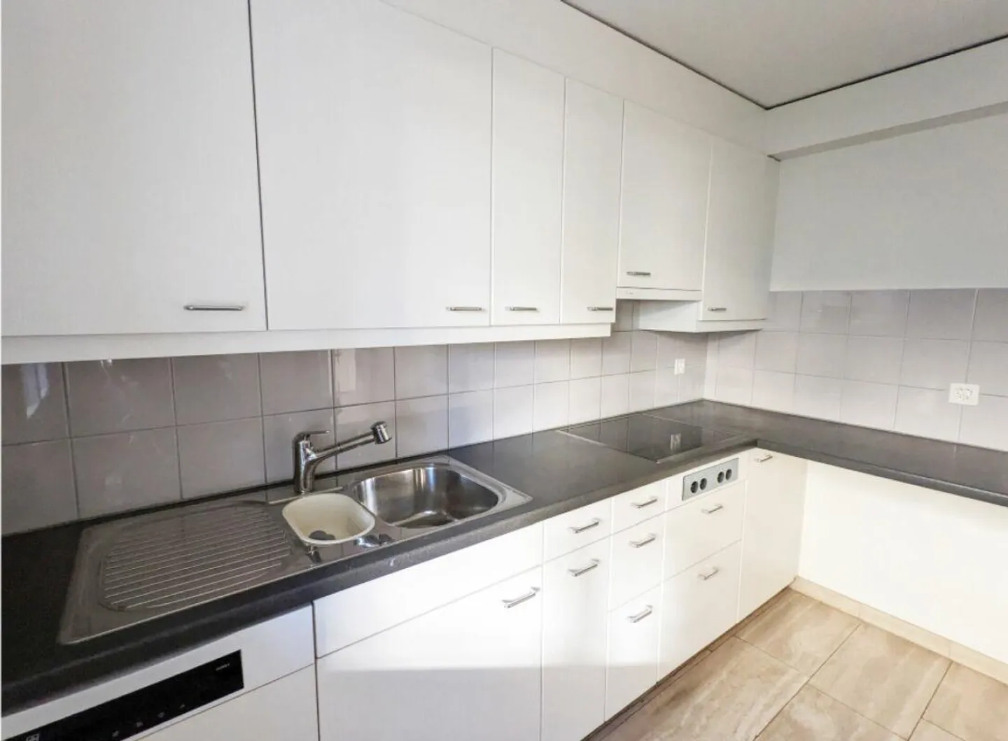 Casa plurifamiliare nel popolare Arlesheim - Foto 8 di 12