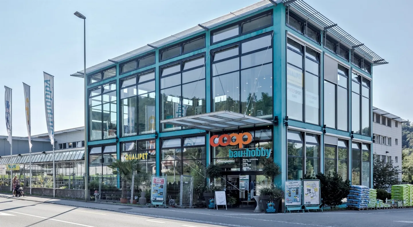 Spazio di magazzino versatile nello Zwingen Center - Foto 1 di 4