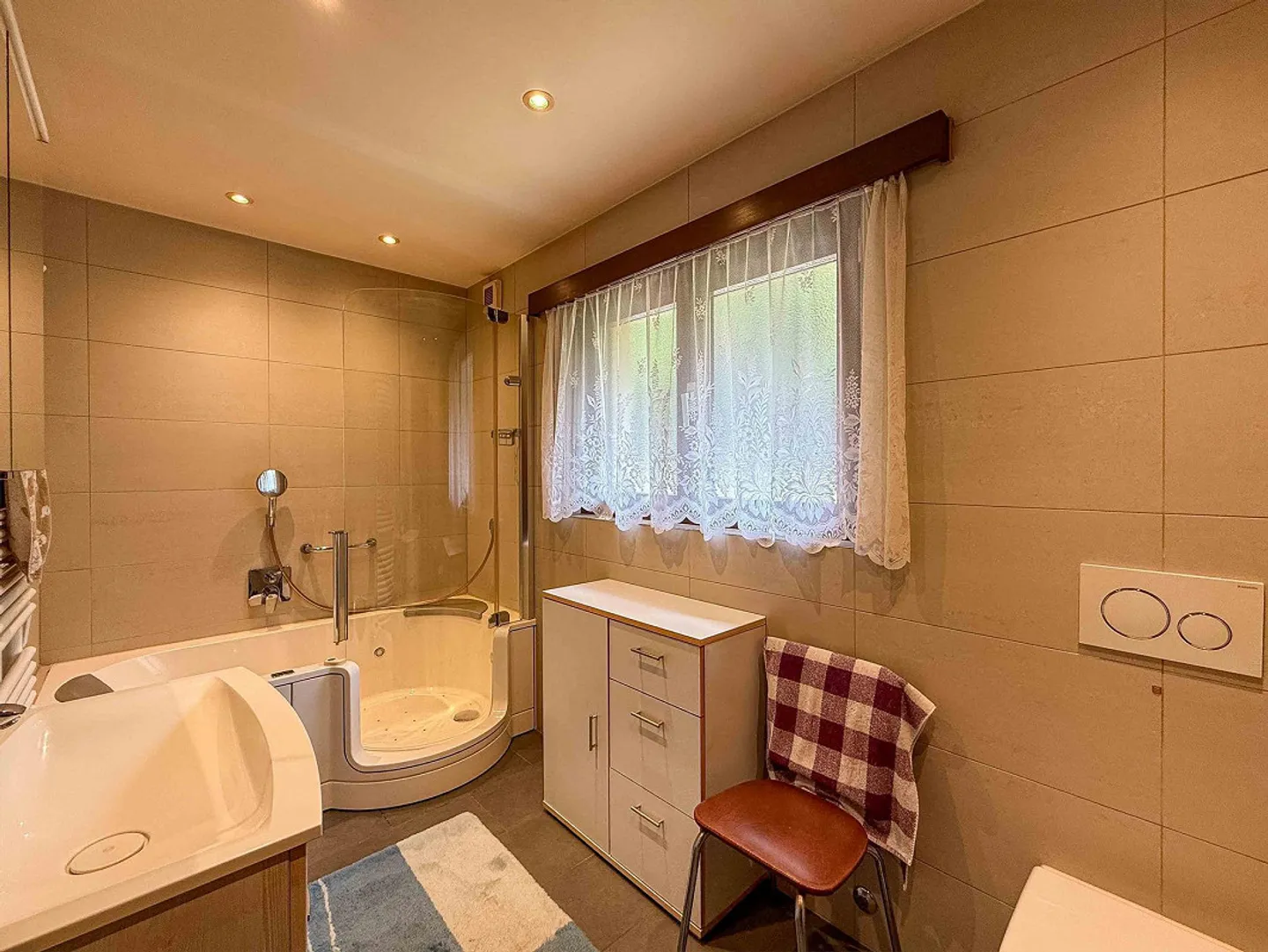 Twin house with garden and hobby room in Vezia - Photo 7 of 12