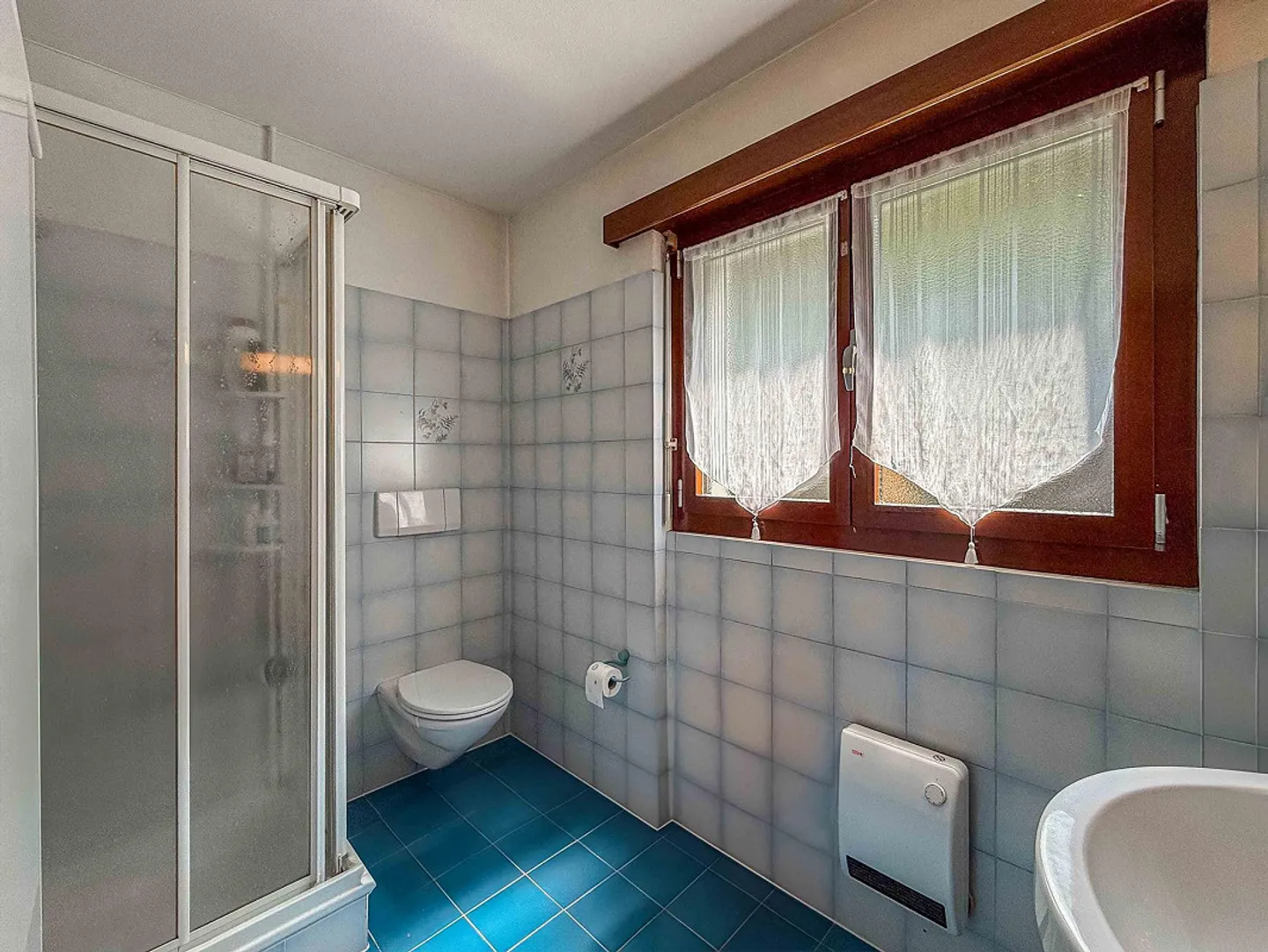 Twin house with garden and hobby room in Vezia - Photo 8 of 12