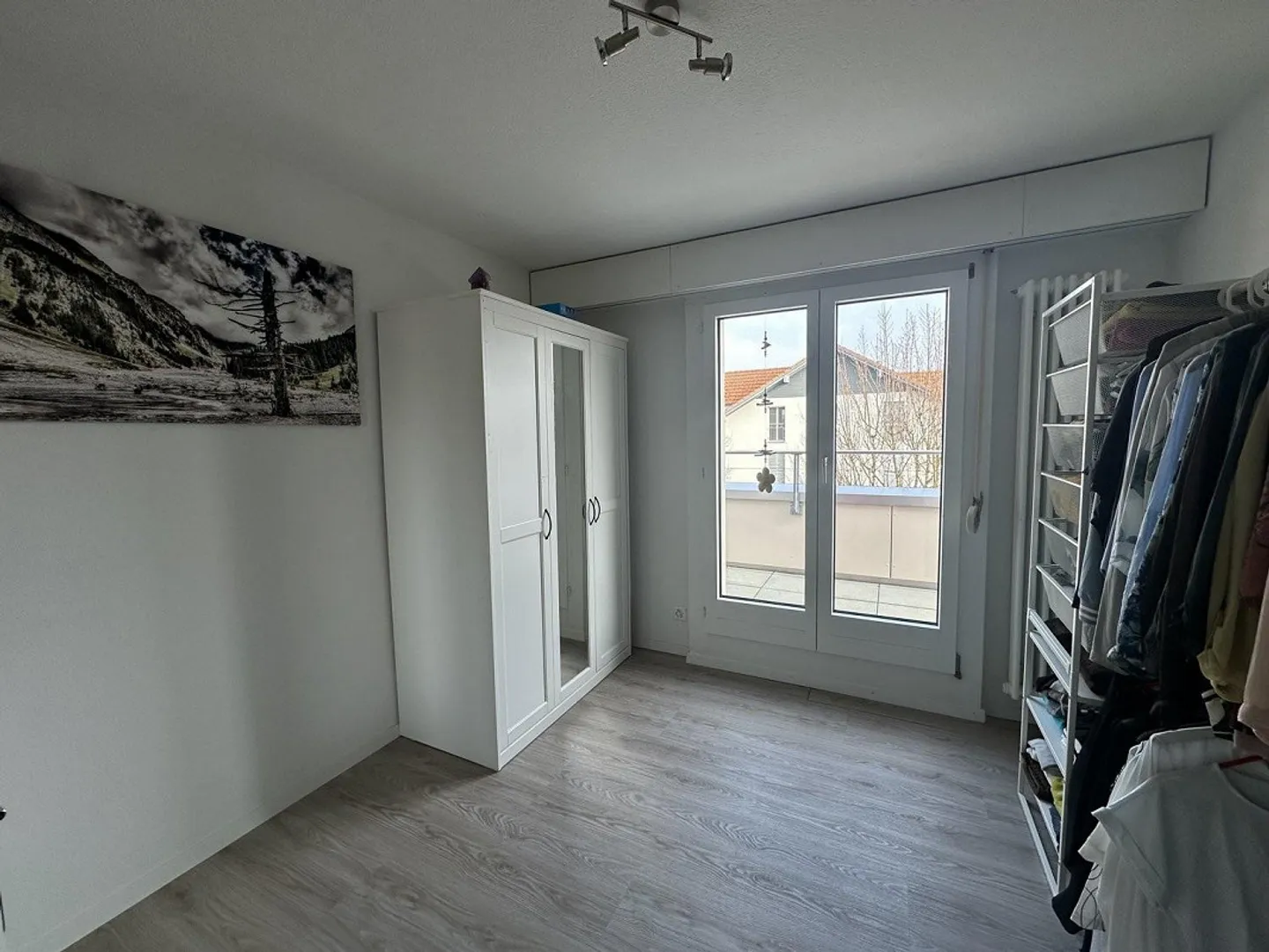 Attraktive 4.5-Zimmer-Attikawohnung im 2. Obergeschoss - Foto 5 von 11