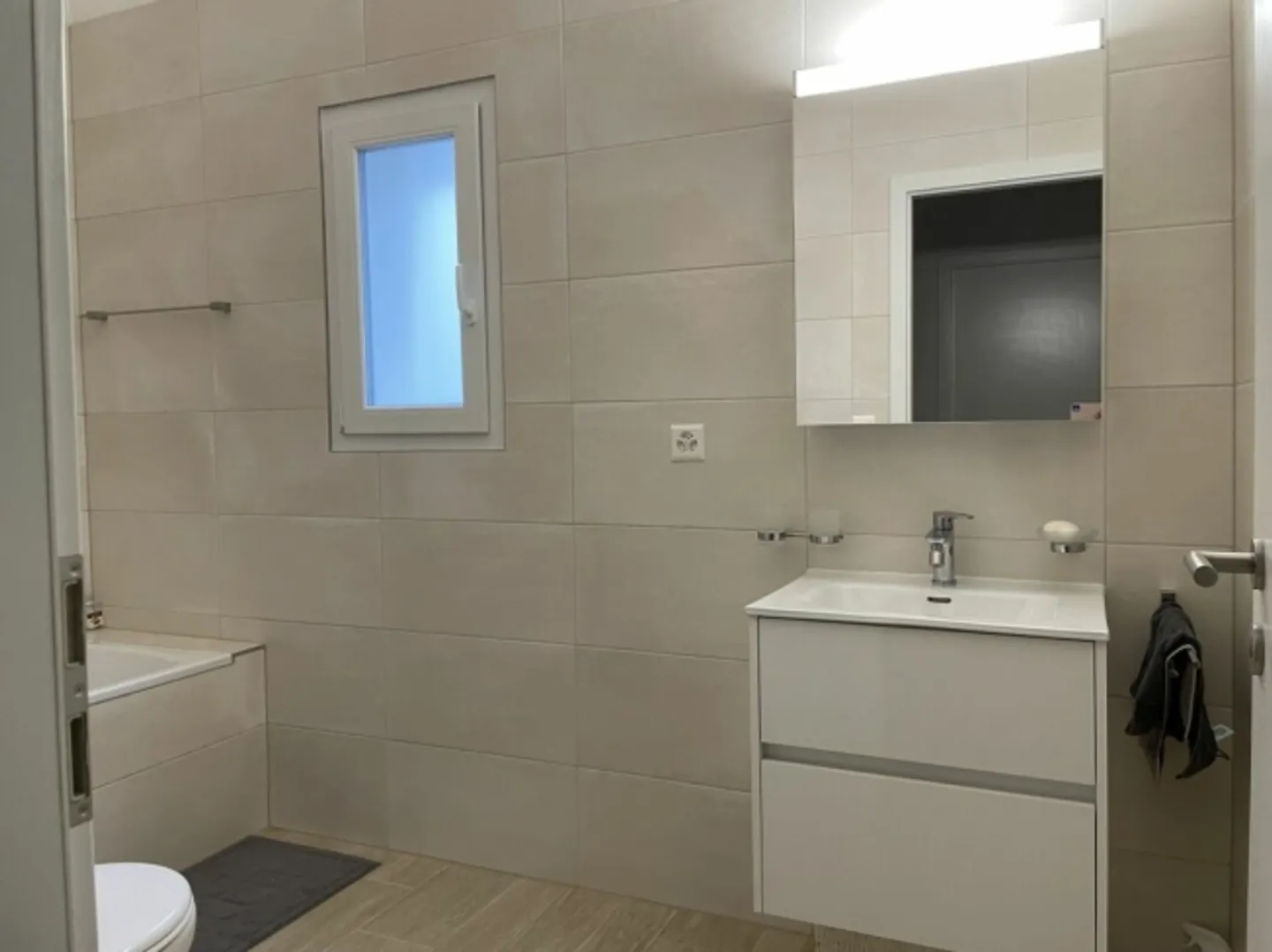 Nuova residenza in fase di completamento; Piano giardino a Sion - Foto 10 di 11