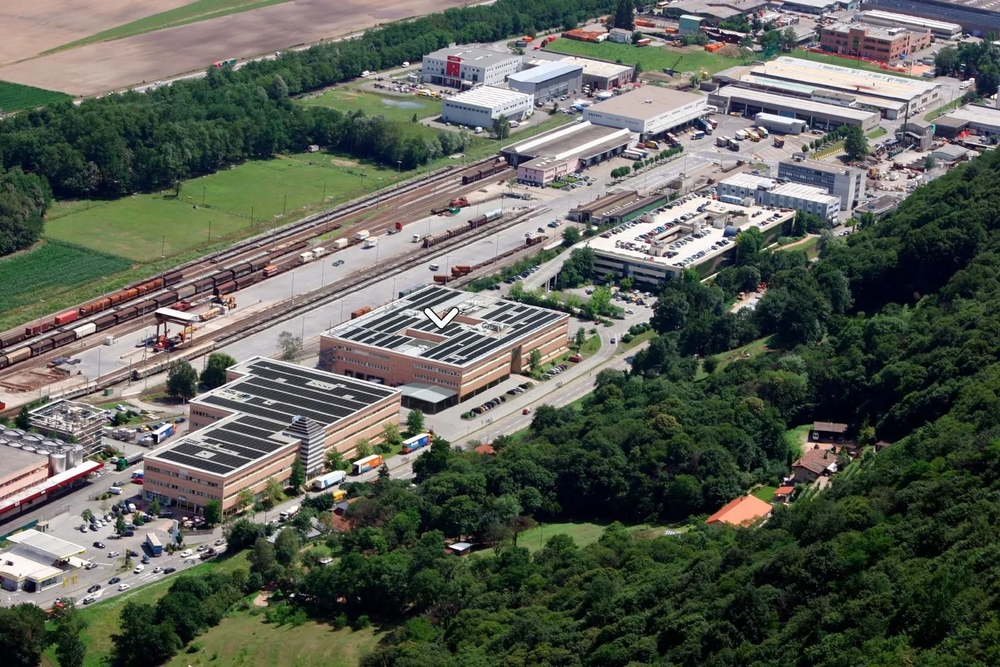 LUGANO NORD - FOR RENT WAREHOUSE OF 40 SQM (ref. D10) - Photo 8 of 11