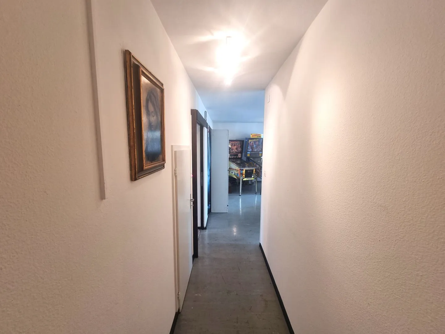 Appartement avec ascenseur dans le célèbre bâtiment Oris avec potentiel d'aménagement - Photo 5 sur 12