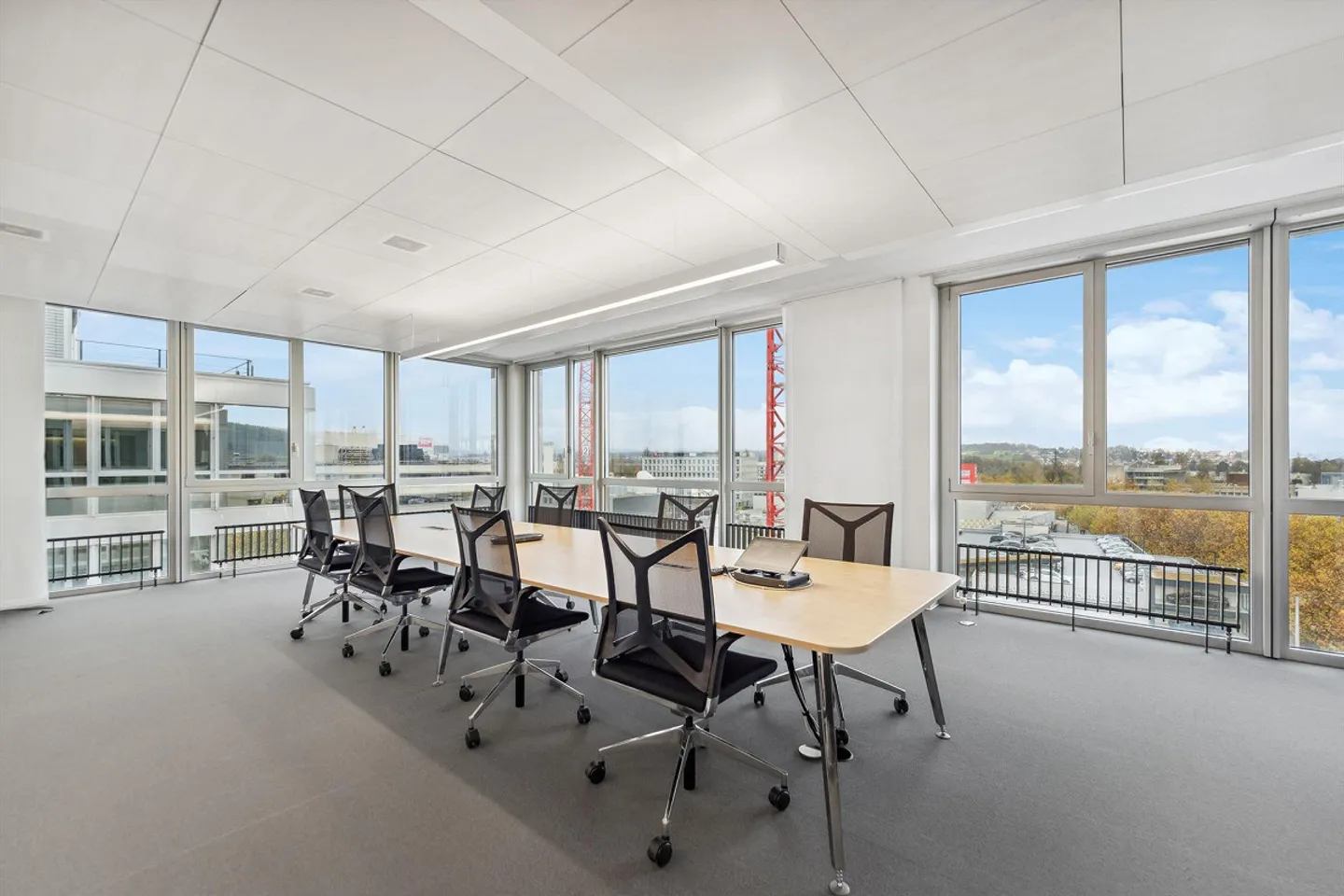 Neue Büroflächen mit Parkplätzen - Foto 6 von 6
