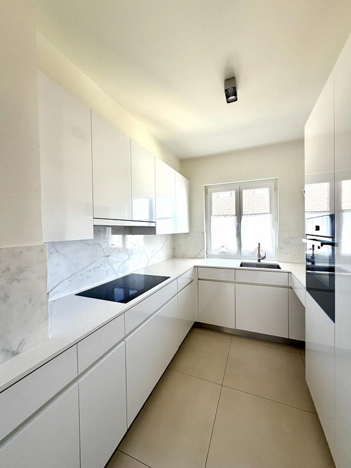 Appartement de 3.5 pièces - Photo 2 sur 7