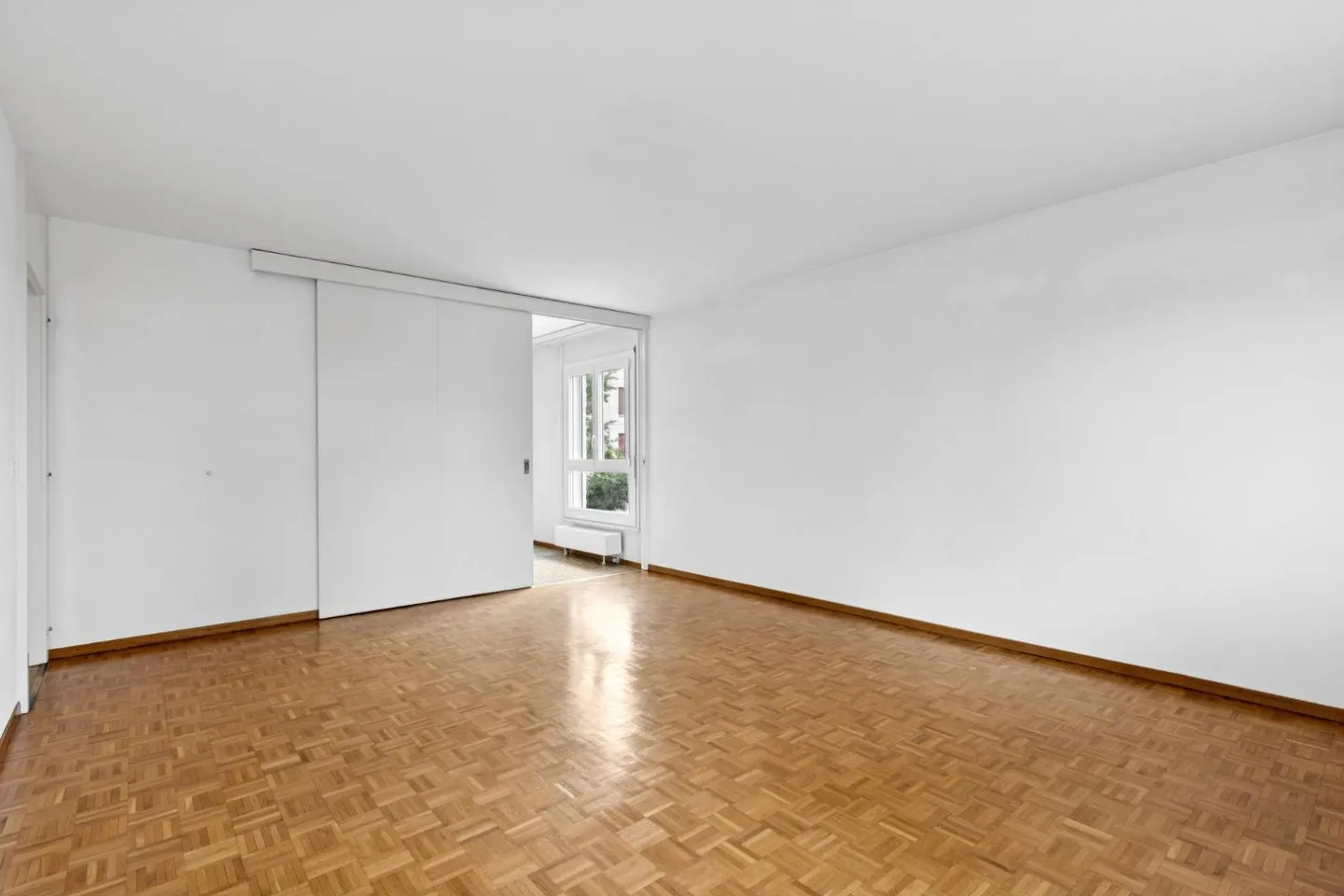 Beautiful bright apartment - Photo 8 of 10