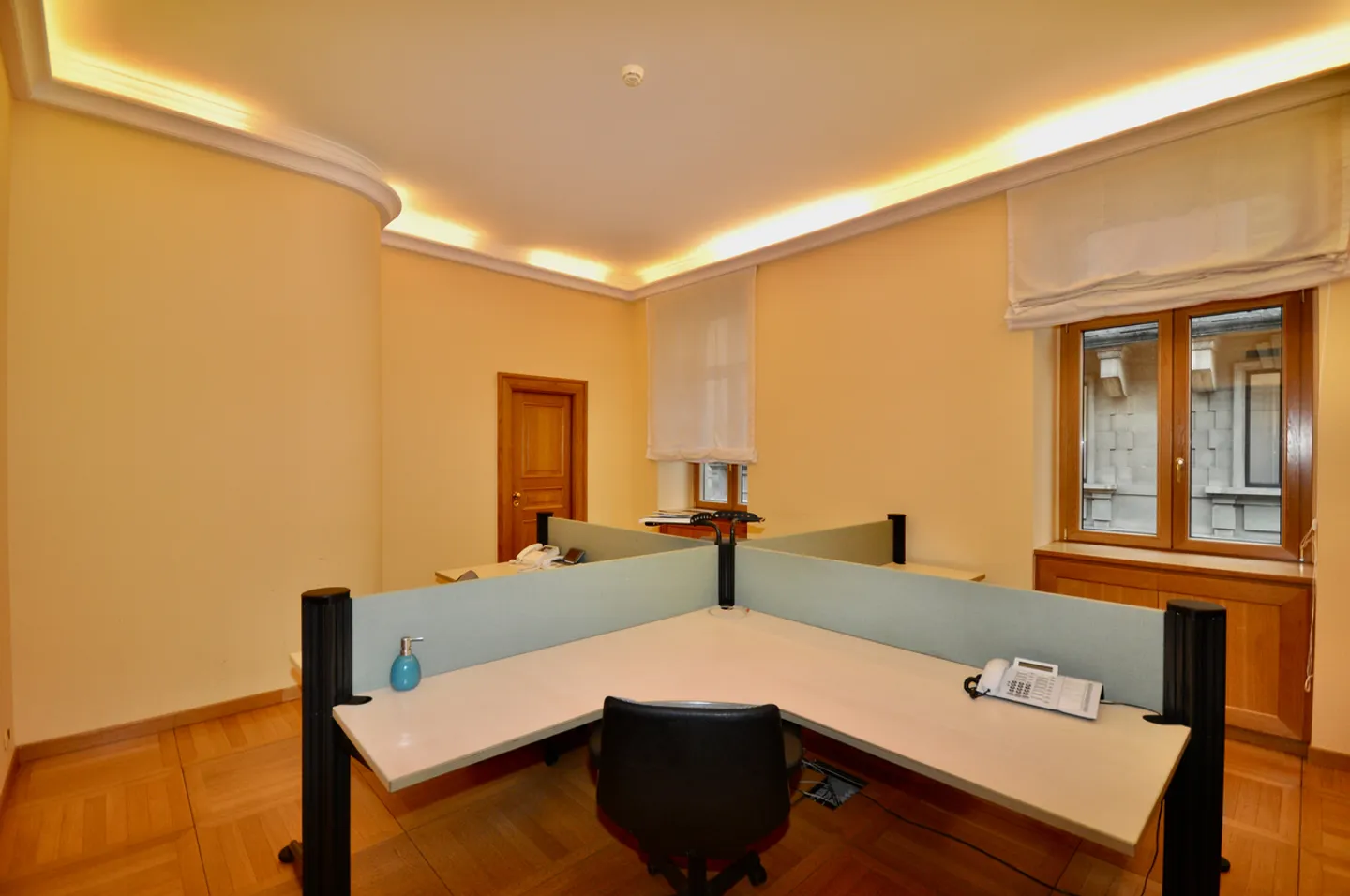 Elegant office / representative apartment in the center of Lugano - Photo 7 of 15