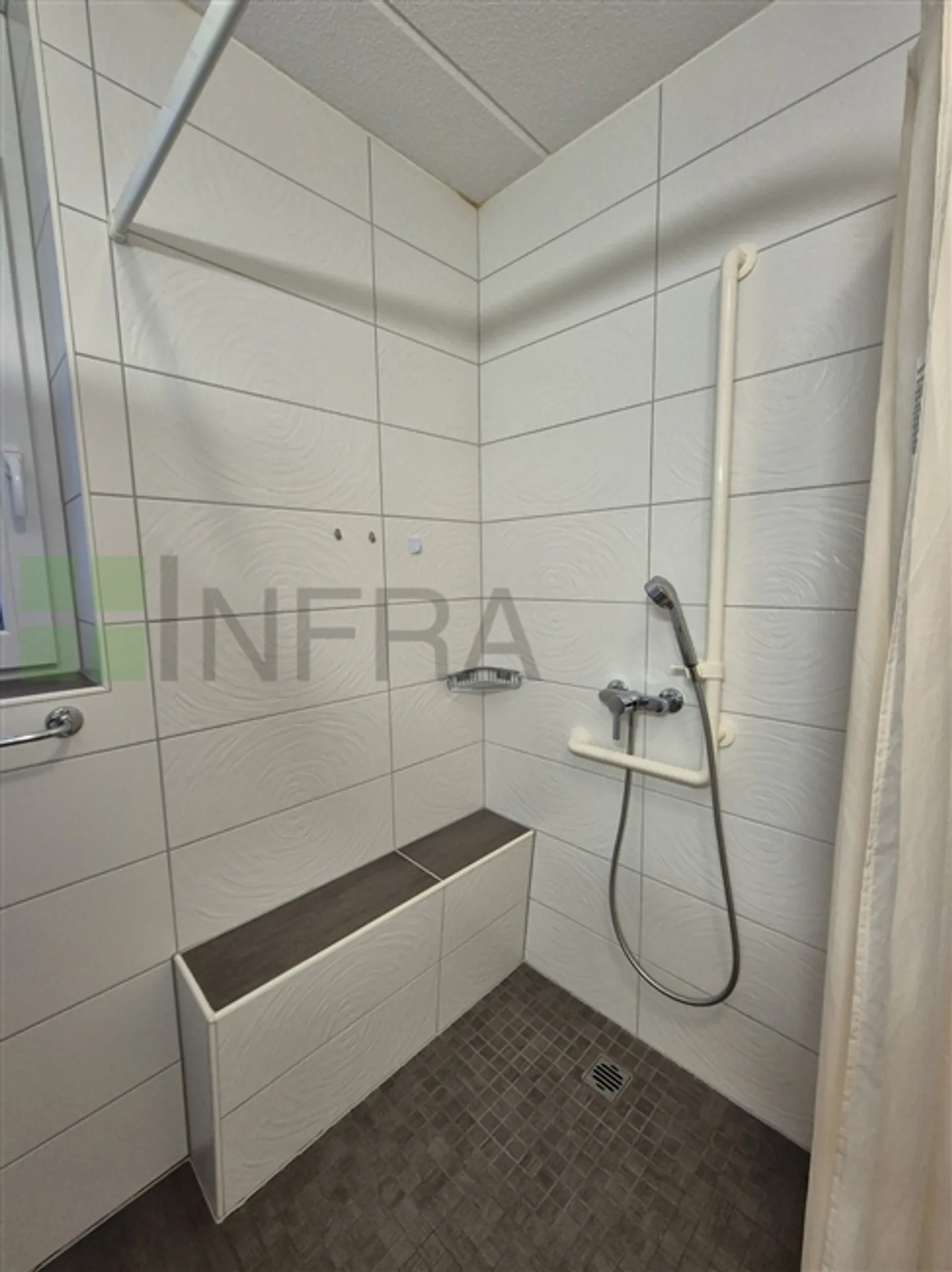 «Angepasste Wohnung von 65m2
Im Zentrum des Dorfes» - Foto 4 von 12