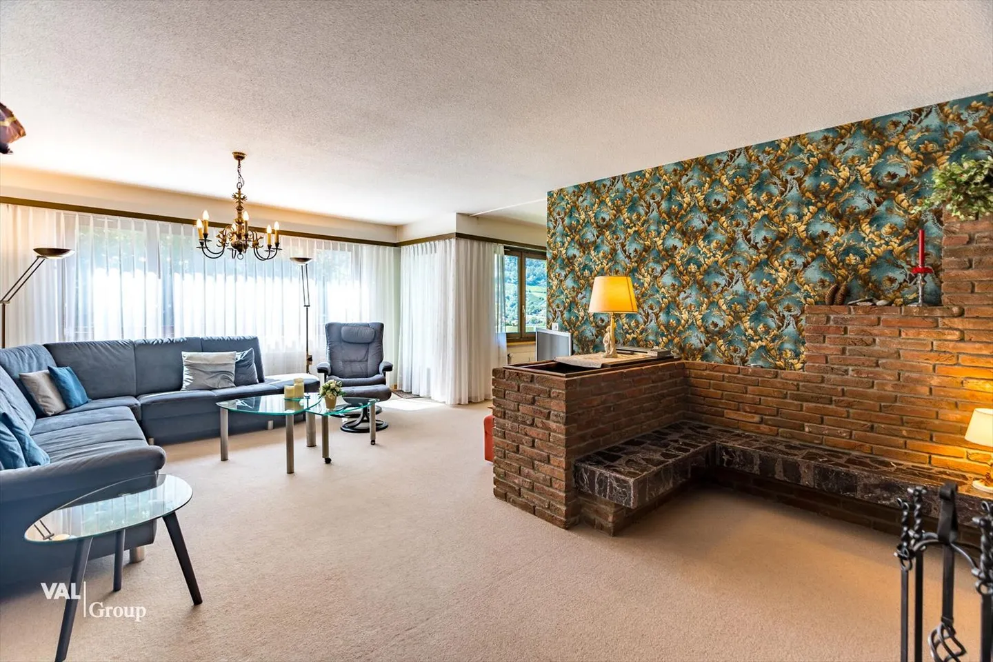 Charming 4.5-room apartment with adjoining studio and panoramic view - Photo 1 of 13