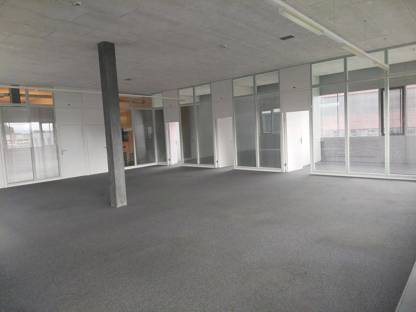 Office space of 160m2 - Yverdon-les-Bains - Photo 1 of 5