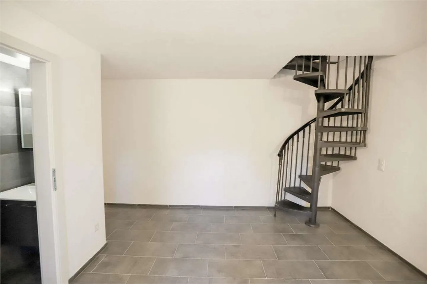 Casa Singola di Nucleo con Giardino a Rivera - Foto 7 di 12
