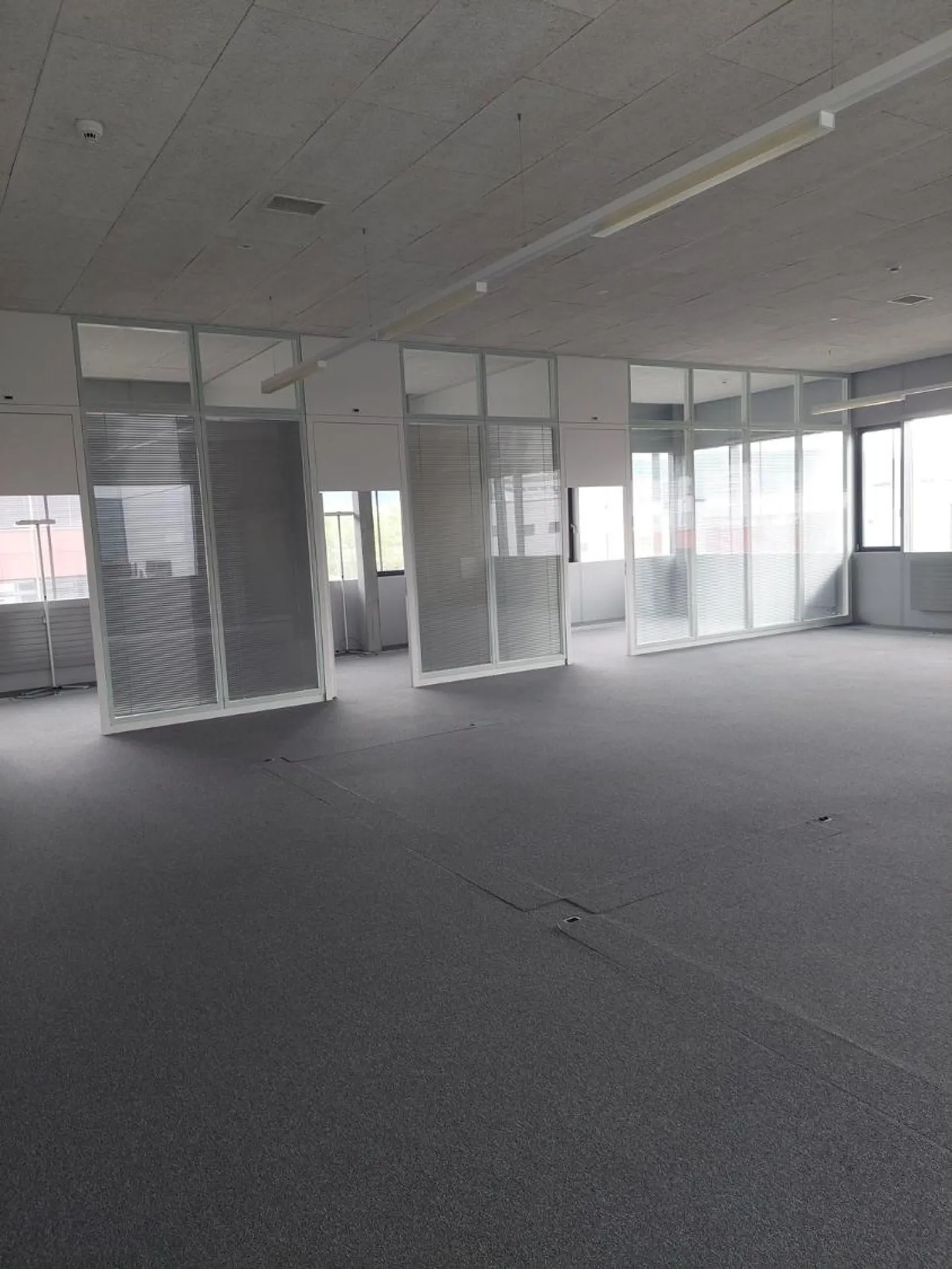 Office space of 160m2 - Yverdon-les-Bains - Photo 2 of 5