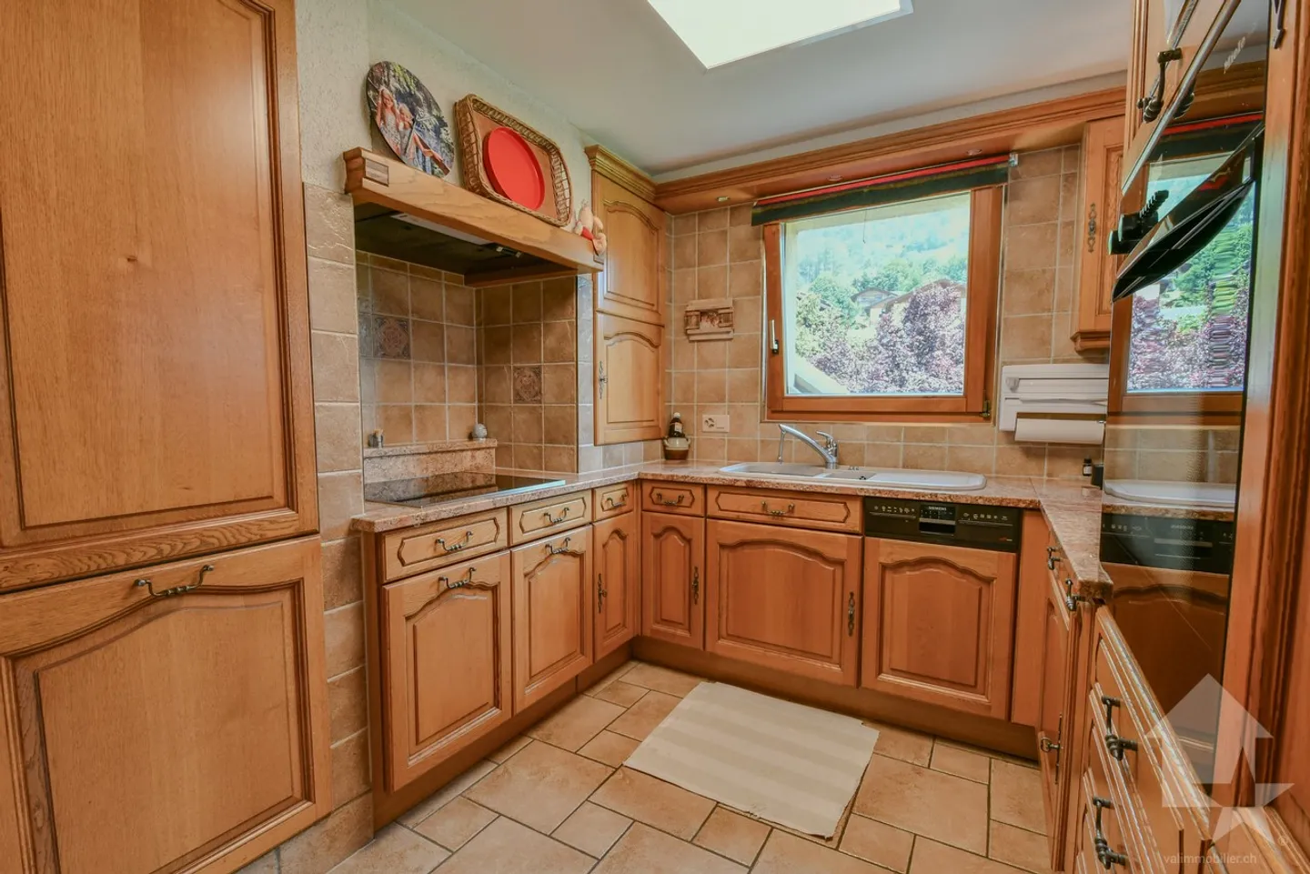 House with two apartments 2 minutes from the Châble cable cars - Photo 3 of 13