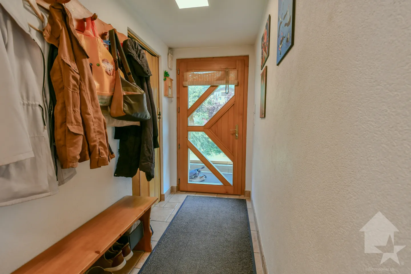 House with two apartments 2 minutes from the Châble cable cars - Photo 7 of 13