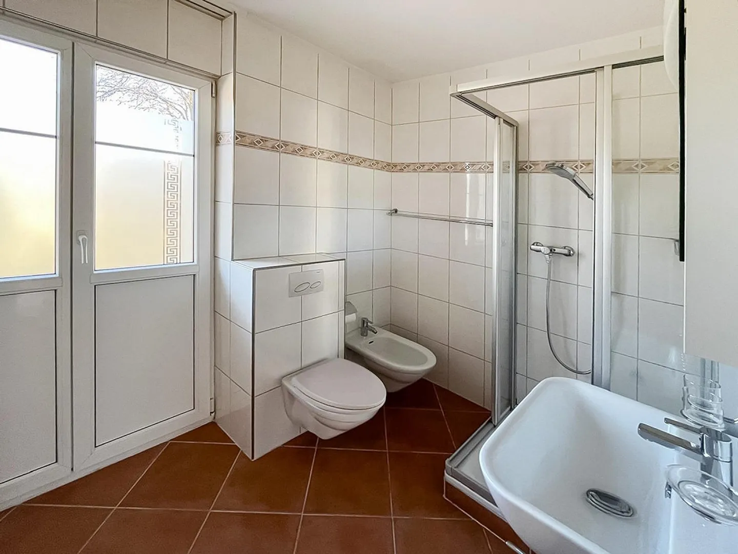 Charmante Doppelhaushälfte mit Garten - Foto 9 von 10