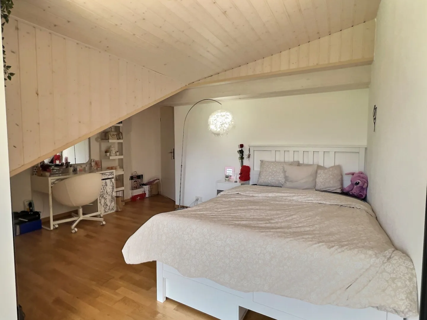 Spacious semi-detached villa with 5.5 rooms - Photo 10 of 13
