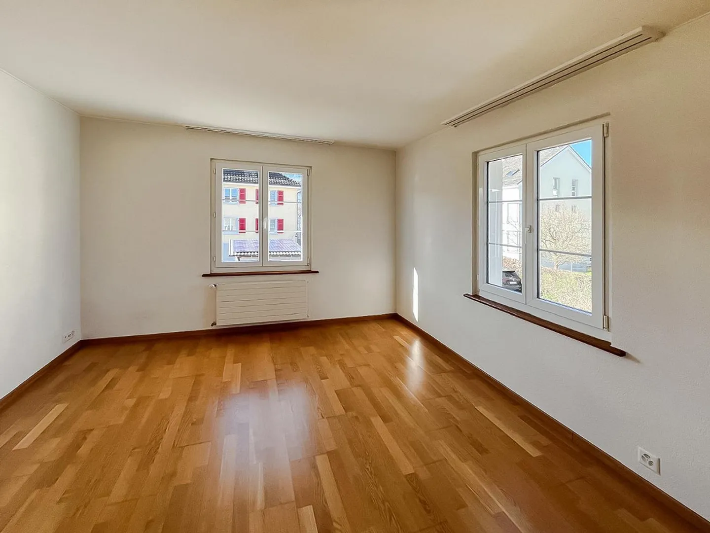 Charmante Doppelhaushälfte mit Garten - Foto 8 von 10