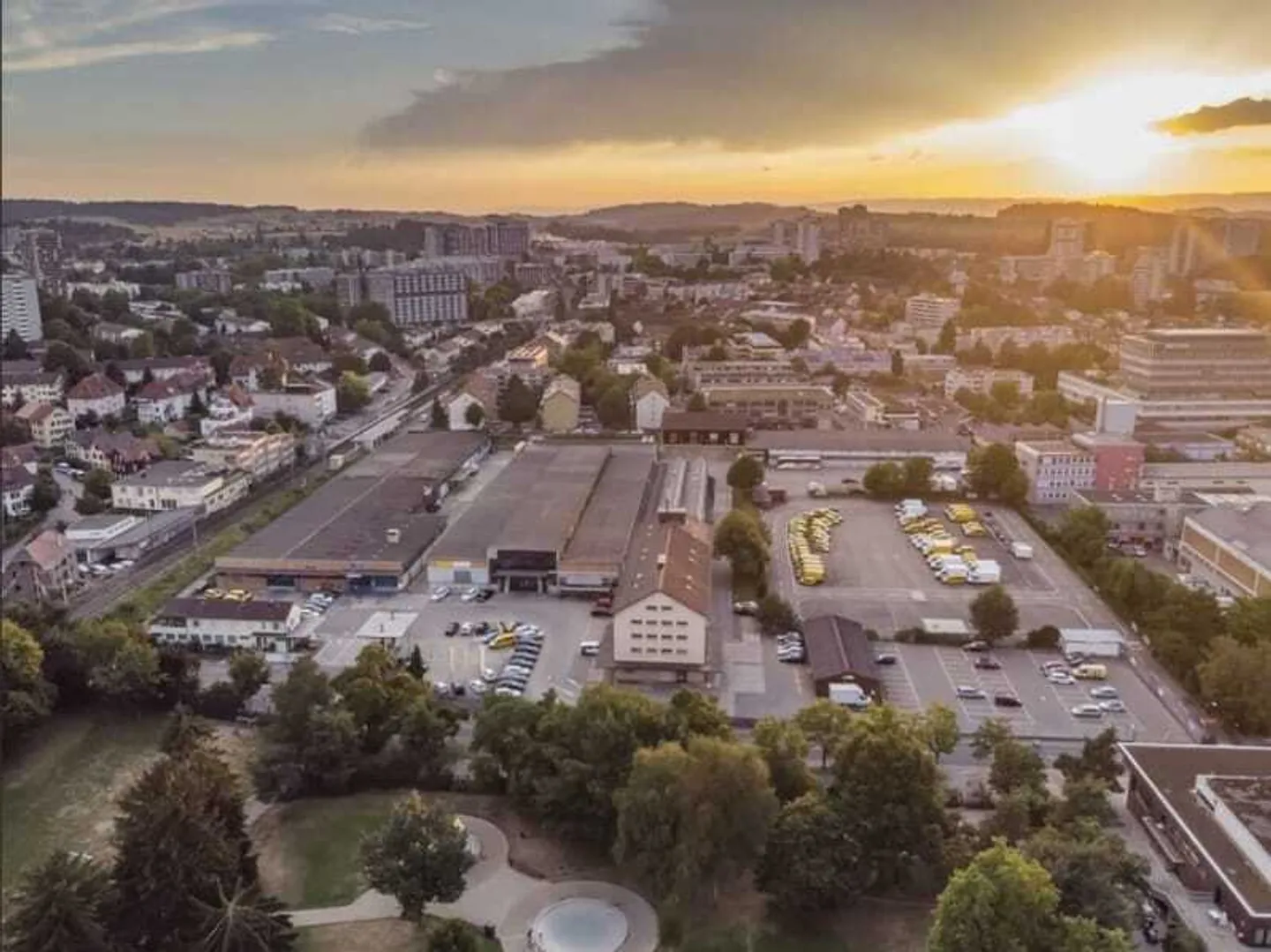 5.5-room apartment with 2 balconies, centrally located in Bern-Bümpliz - Photo 2 of 4