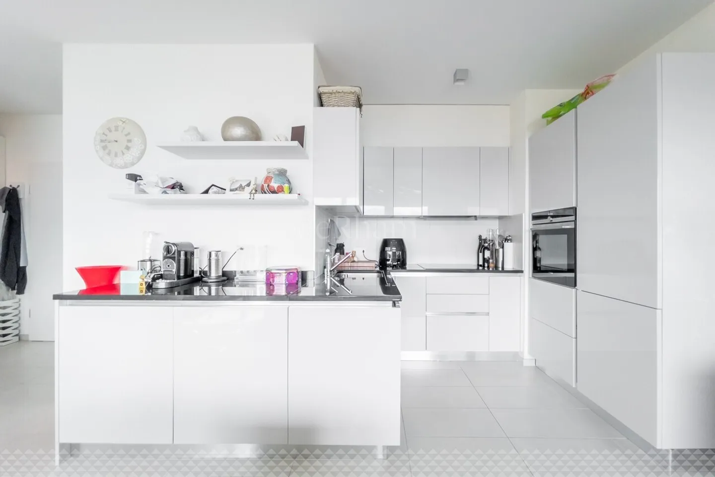 Montreux - 3.5-Zimmer-Wohnung mit atemberaubender Aussicht! - Foto 2 von 9