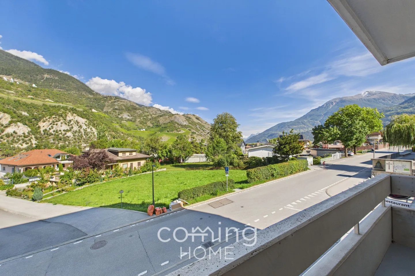 Quietly located 3.5-room apartment in Leuk with plenty of daylight - Photo 1 of 11