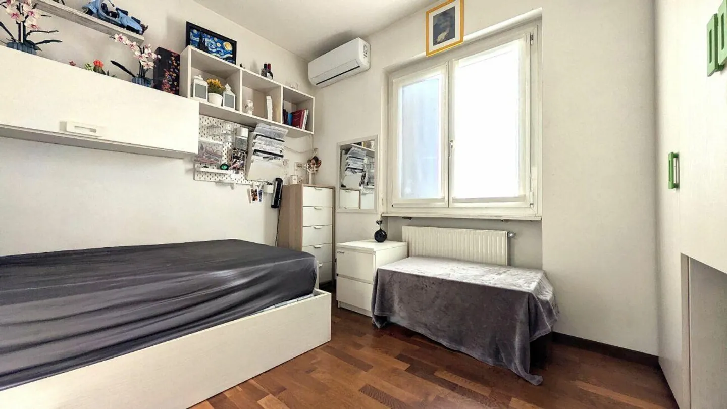 Doppelhaushälfte mit 800 m² Garten - Foto 7 von 15