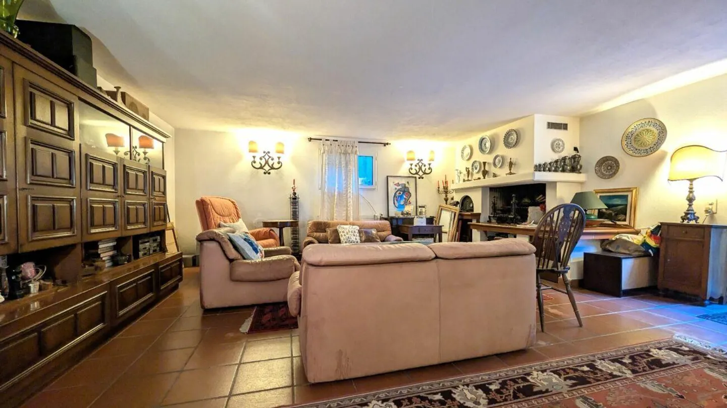 Doppelhaushälfte mit 800 m² Garten - Foto 10 von 15