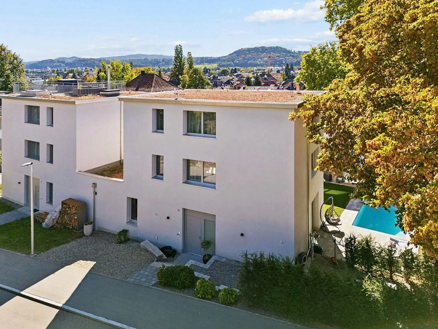 Casa di architetto di alta qualità con piscina e molta privacy - Foto 1 di 13