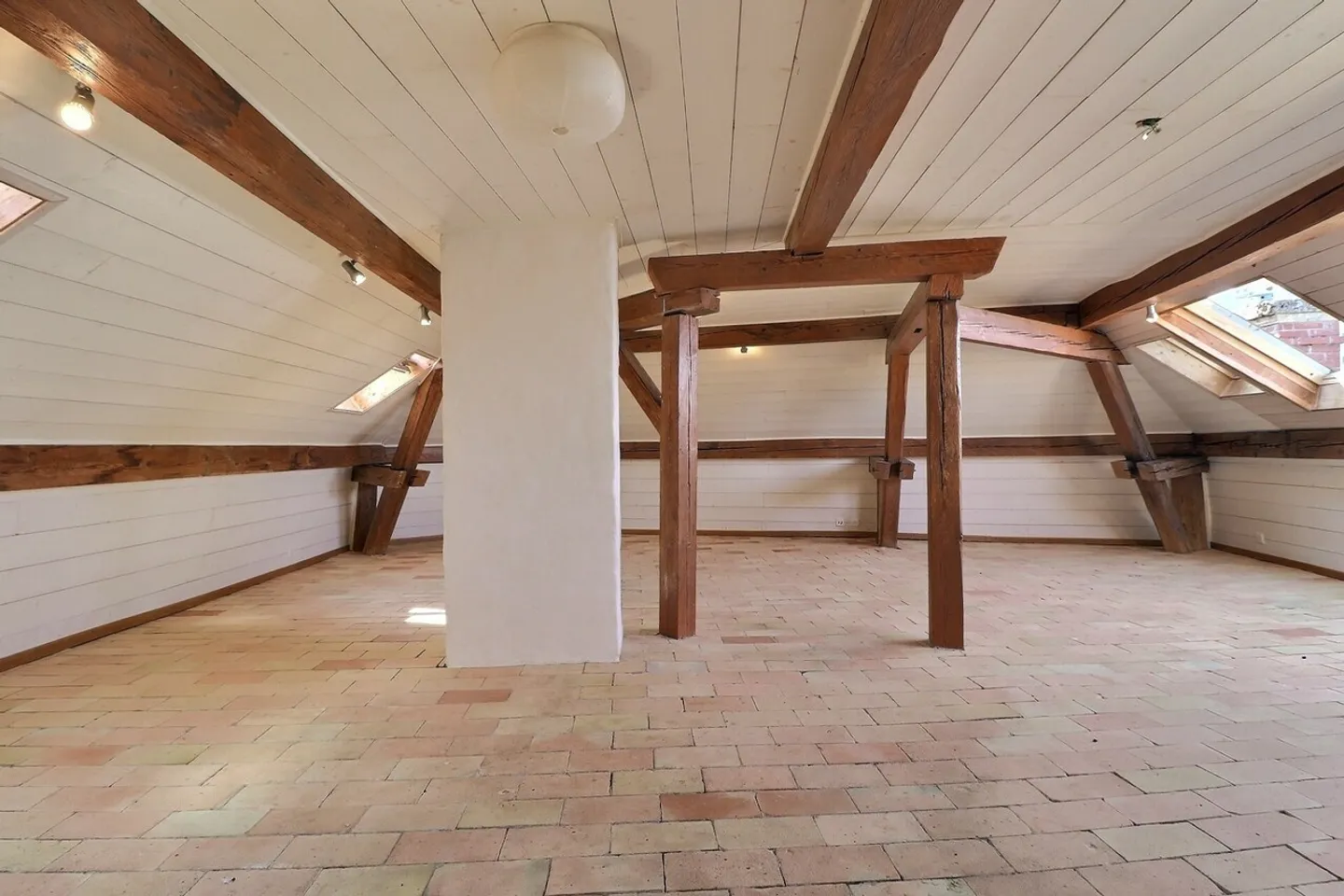 Loft di 95 m2 nel centro di Montreux - Foto 6 di 9