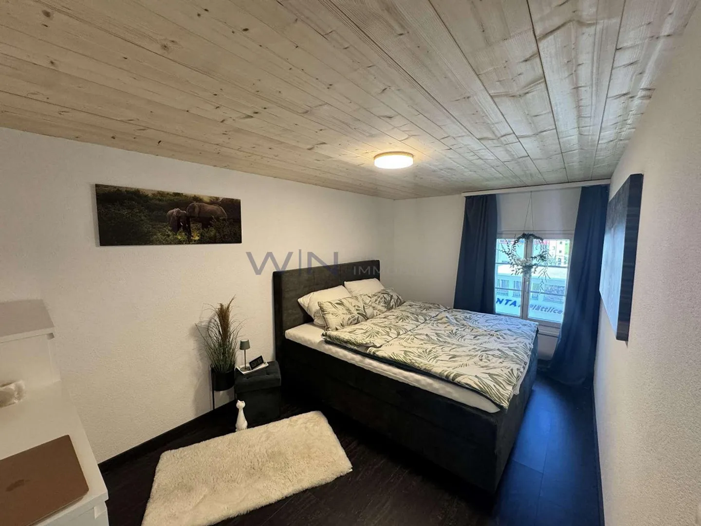 Modern Chalet with Lake View - Photo 8 of 12