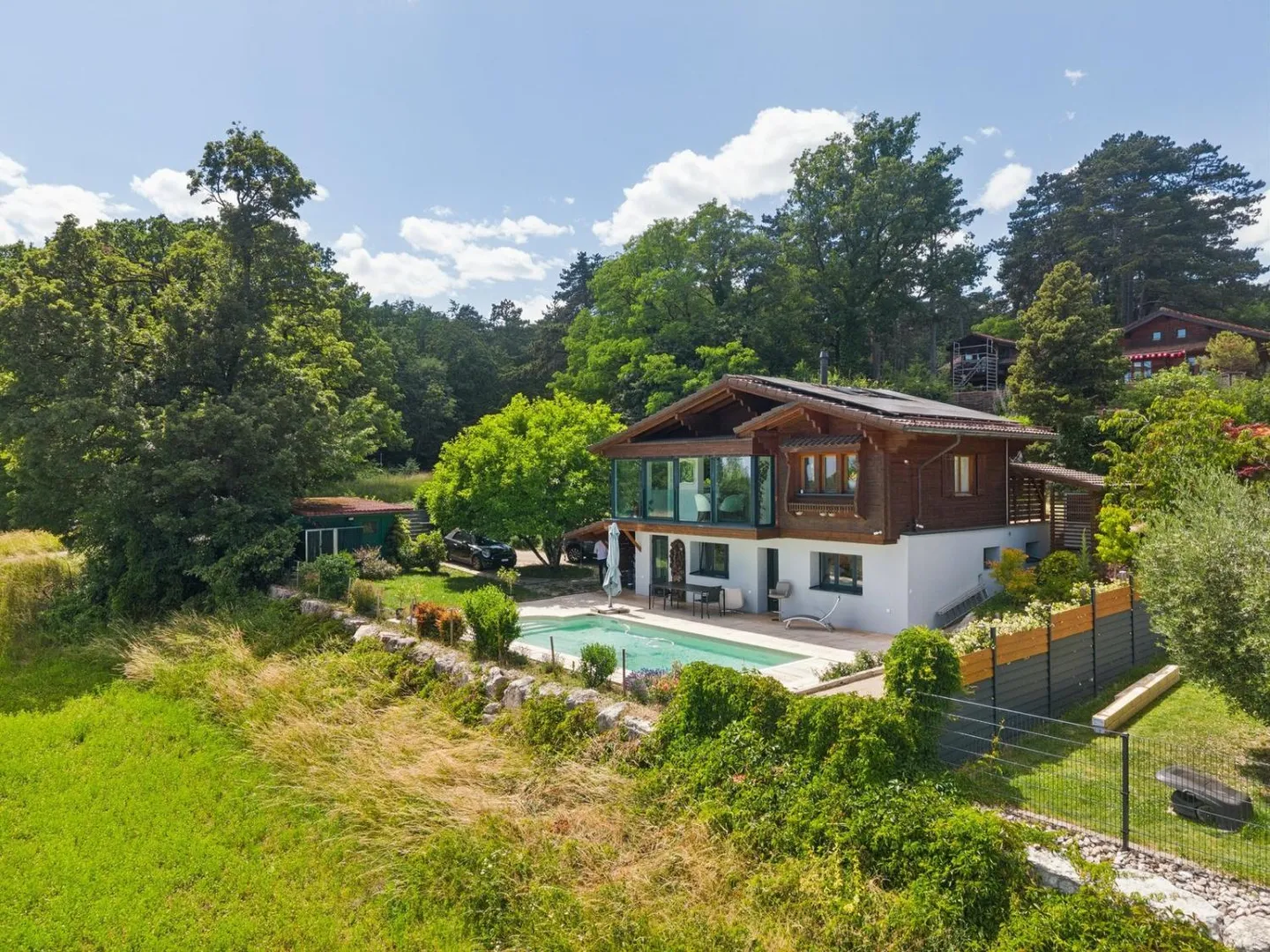 Chalet avec vue sur le lac - Photo 1 sur 12