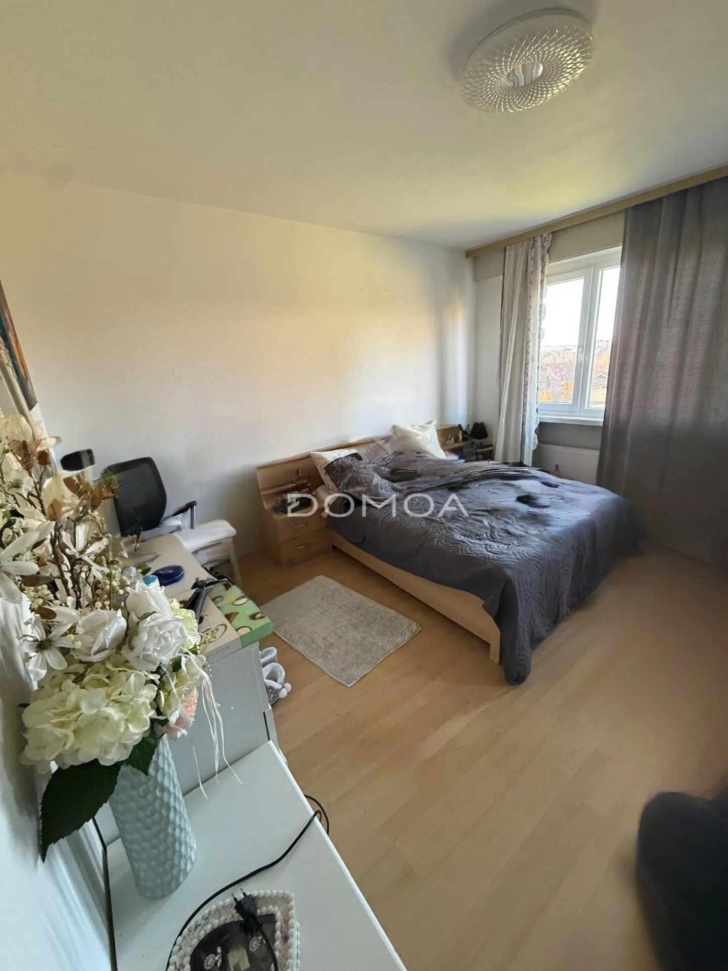 Helle 3,5-Zimmer-Wohnung mit Balkon und Schwimmbad - Grüne Umgebung - Foto 4 von 7