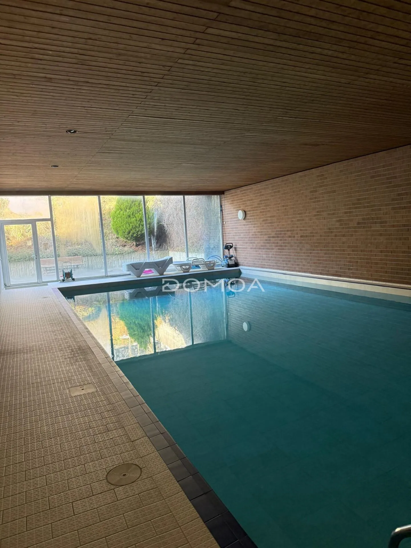 Helle 3,5-Zimmer-Wohnung mit Balkon und Schwimmbad - Grüne Umgebung - Foto 5 von 7