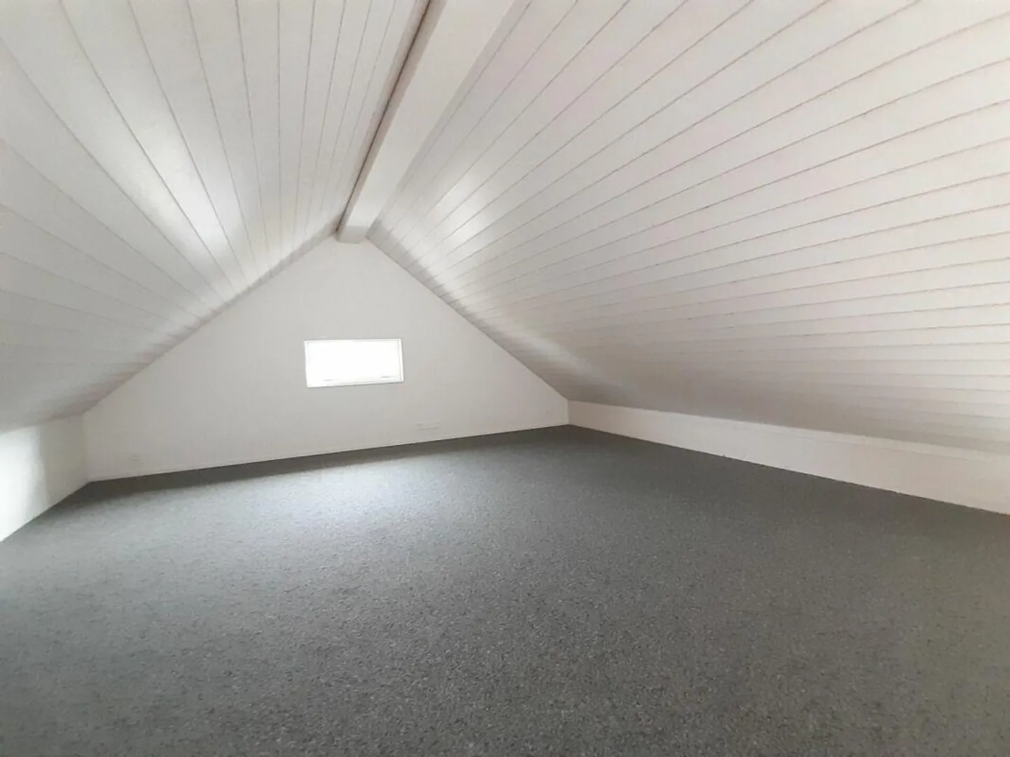 2 1/2 Room Attic Apartment with Gallery - Photo 7 of 10