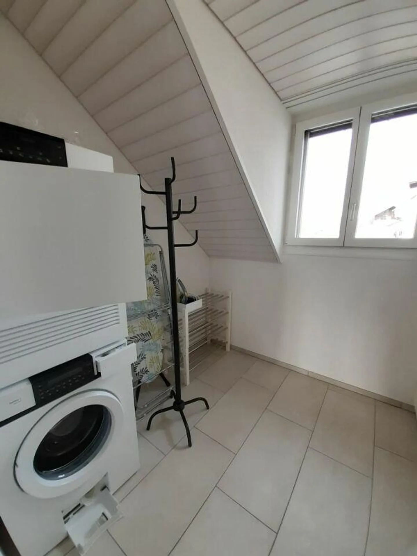 2 1/2 Room Attic Apartment with Gallery - Photo 8 of 10