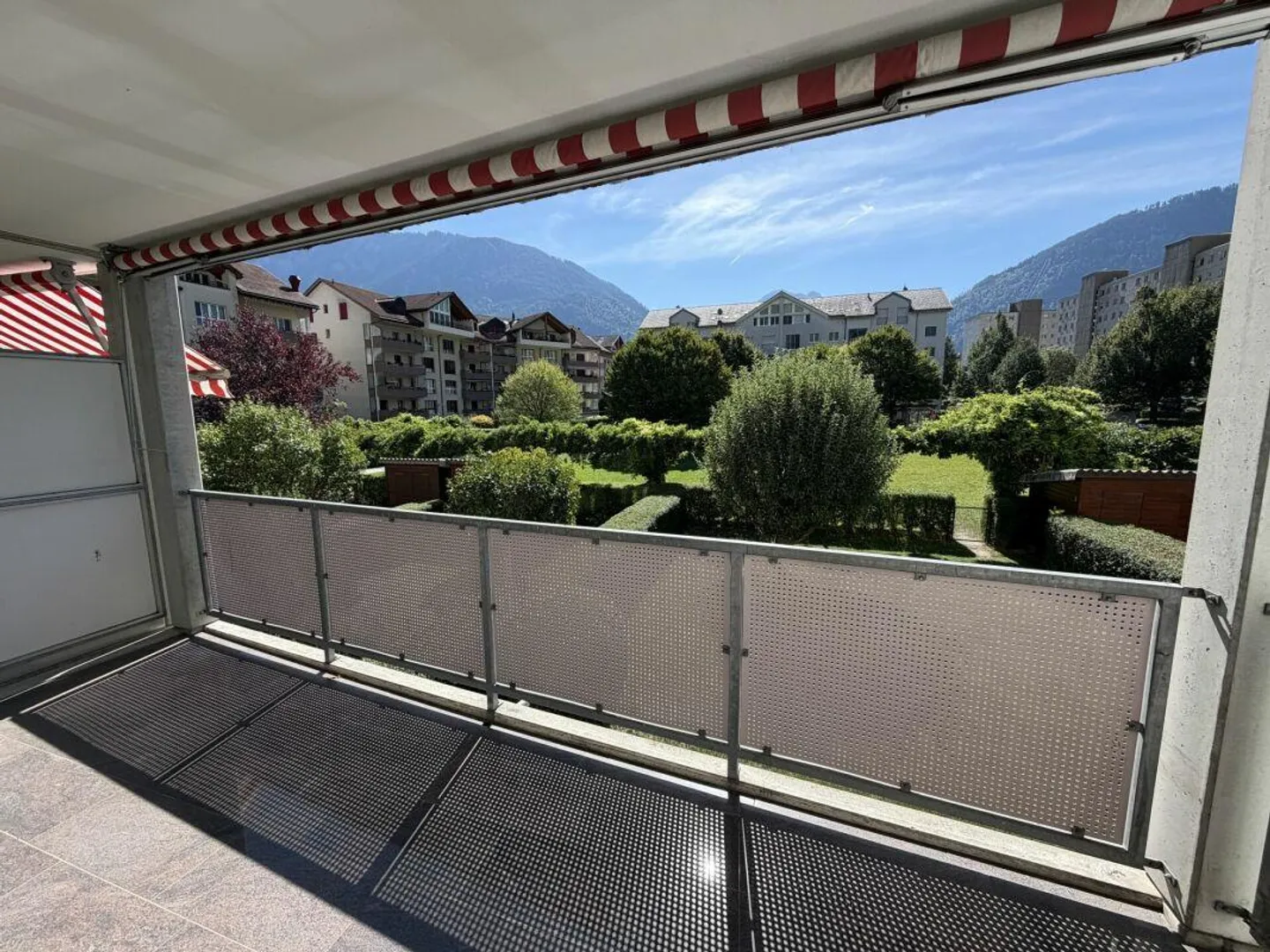 Appartamento 4.5 stanze ben curato e soleggiato con una buona disposizione degli spazi - Foto 8 di 8