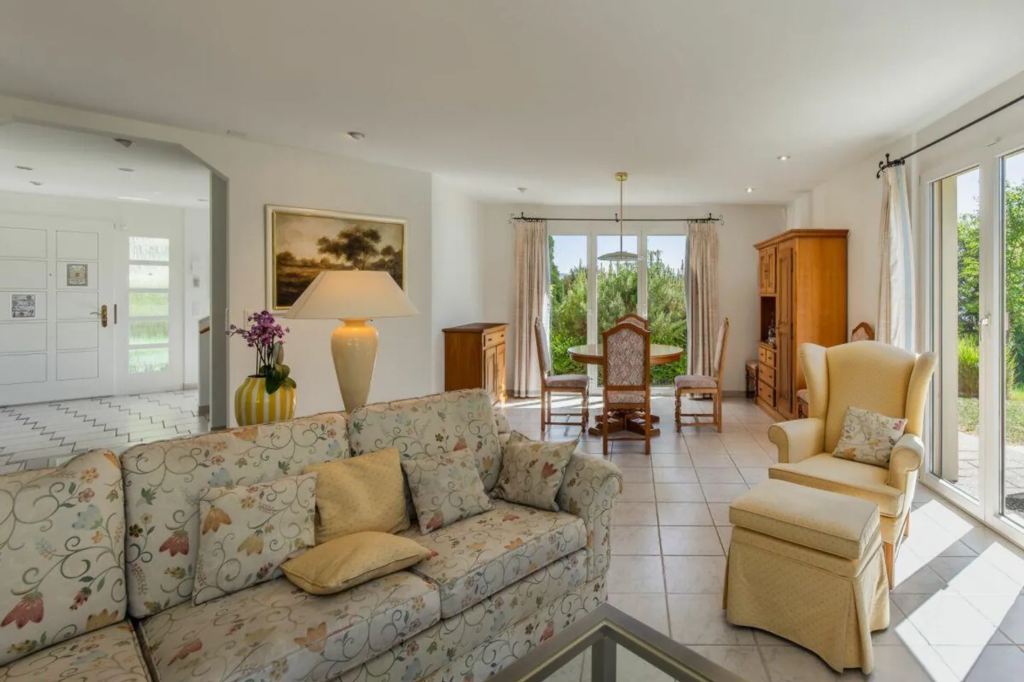 Casa unifamiliare di 6 1/2 stanze a Kilchberg in una posizione tranquilla e ben soleggiata - Foto 4 di 21