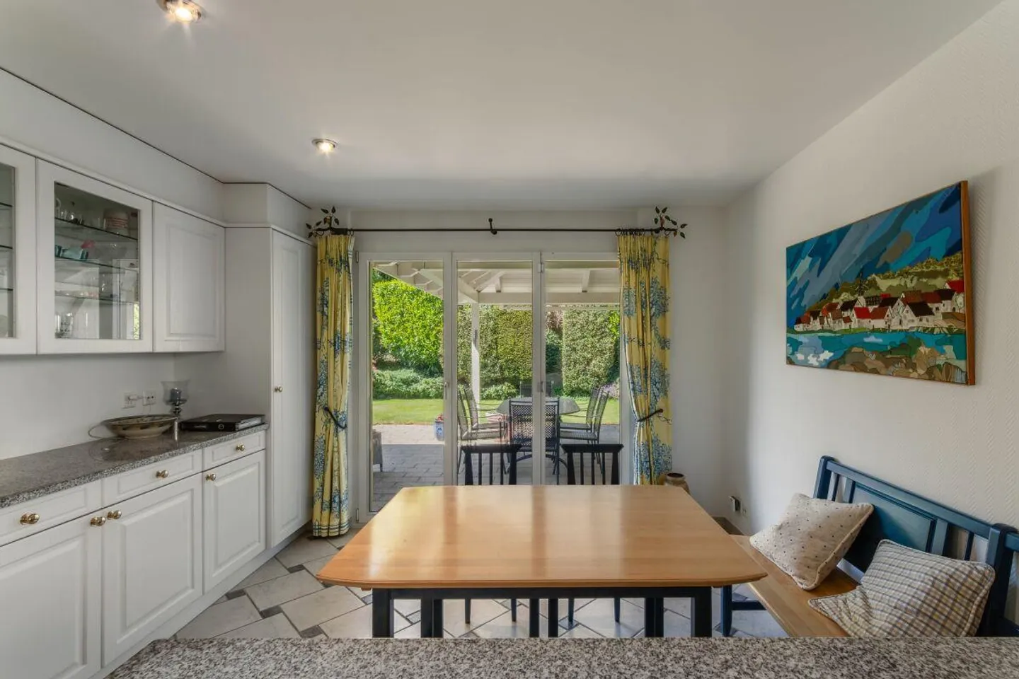 Casa unifamiliare di 6 1/2 stanze a Kilchberg in una posizione tranquilla e ben soleggiata - Foto 7 di 21
