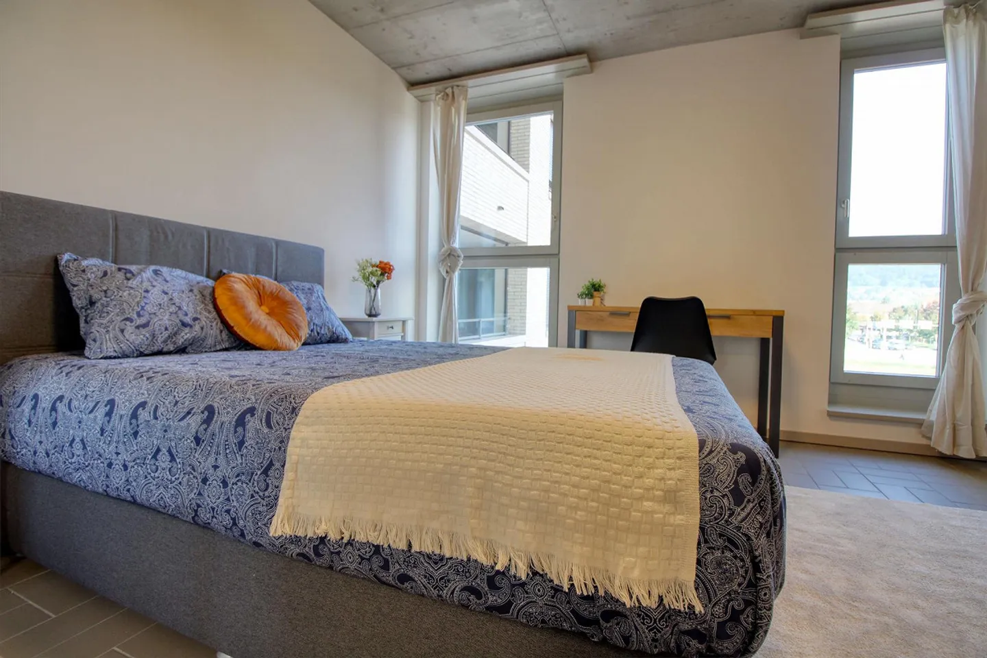 Camera arredata in appartamento modernizzato in ottima posizione - Foto 6 di 25