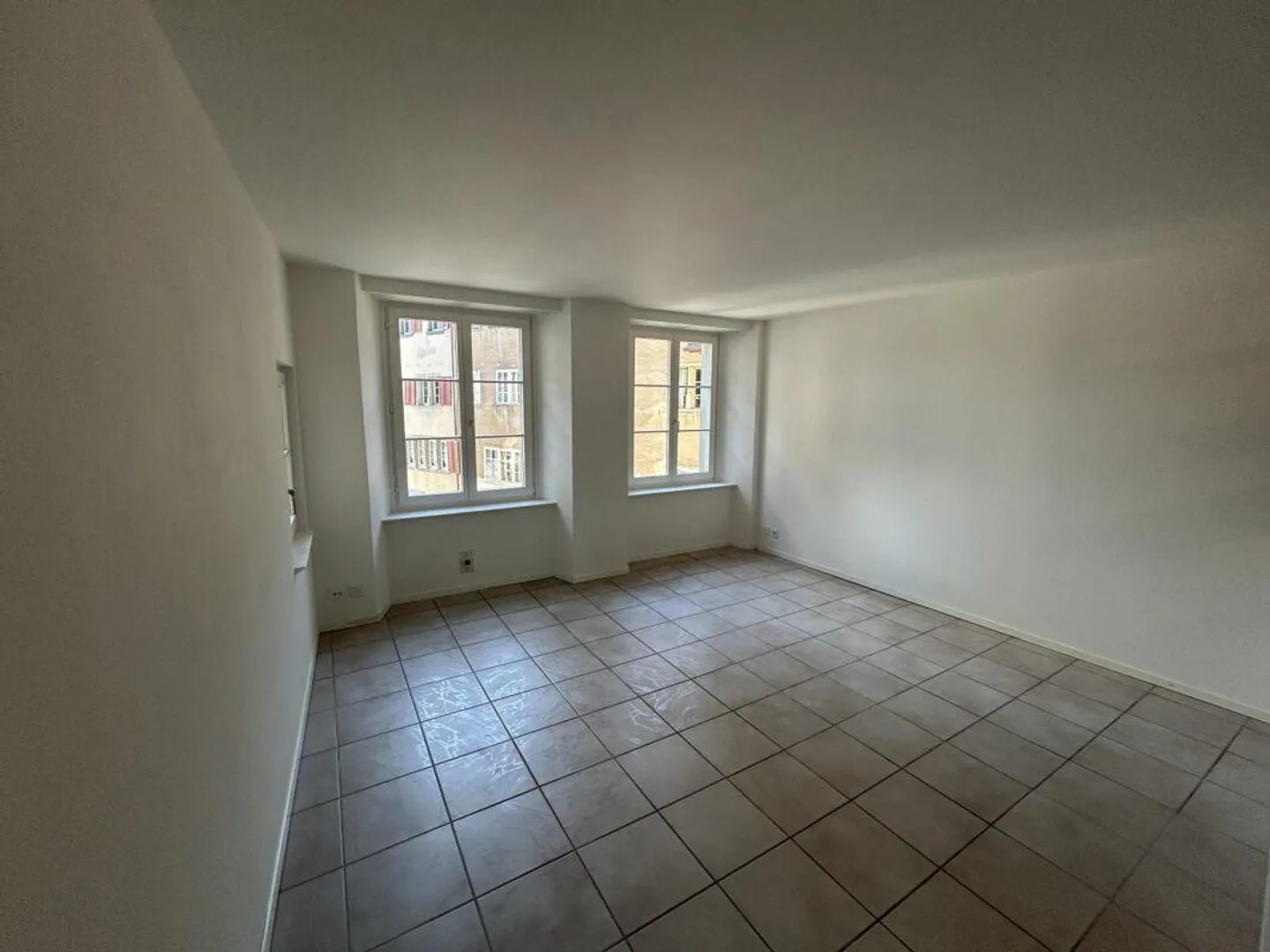 Charmante 2.5 Zimmer-Altstadtwohnung in Rapperswil sucht Nachmieter - Foto 5 di 13