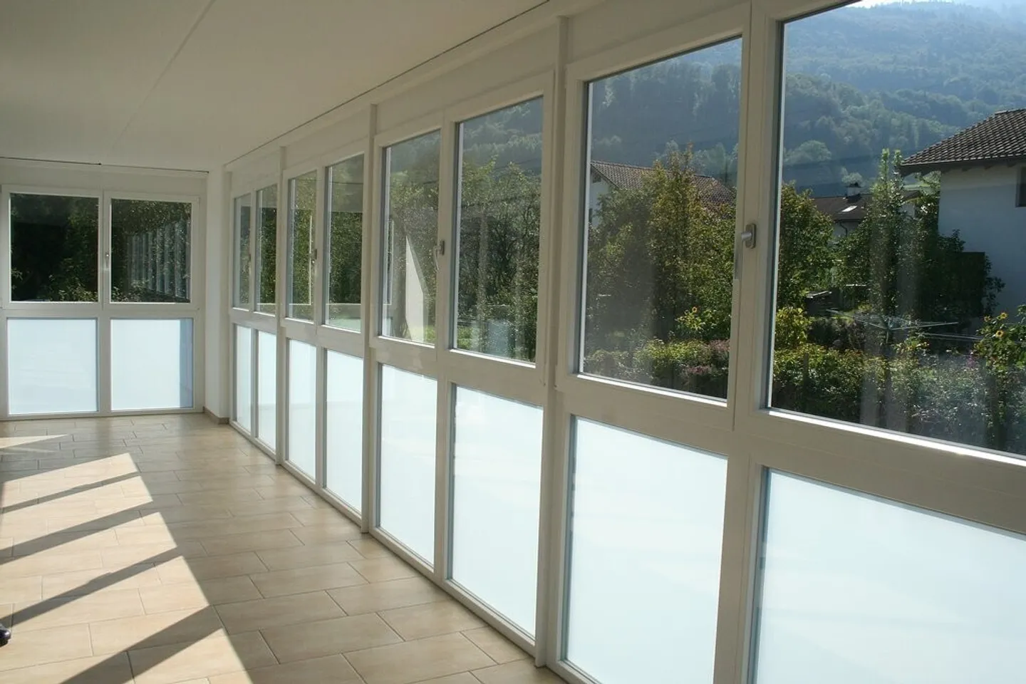 Bright and modern 2.5 room apartment for rent - Photo 8 of 8