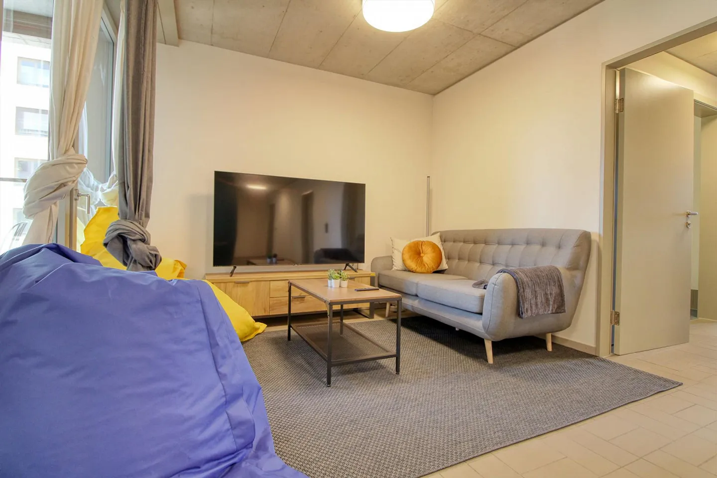 Camera arredata in appartamento modernizzato in ottima posizione - Foto 19 di 25