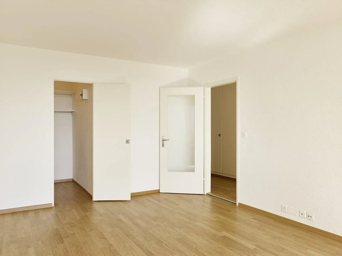 Helle 3.5-Zimmer-Wohnung - Foto 2 von 8