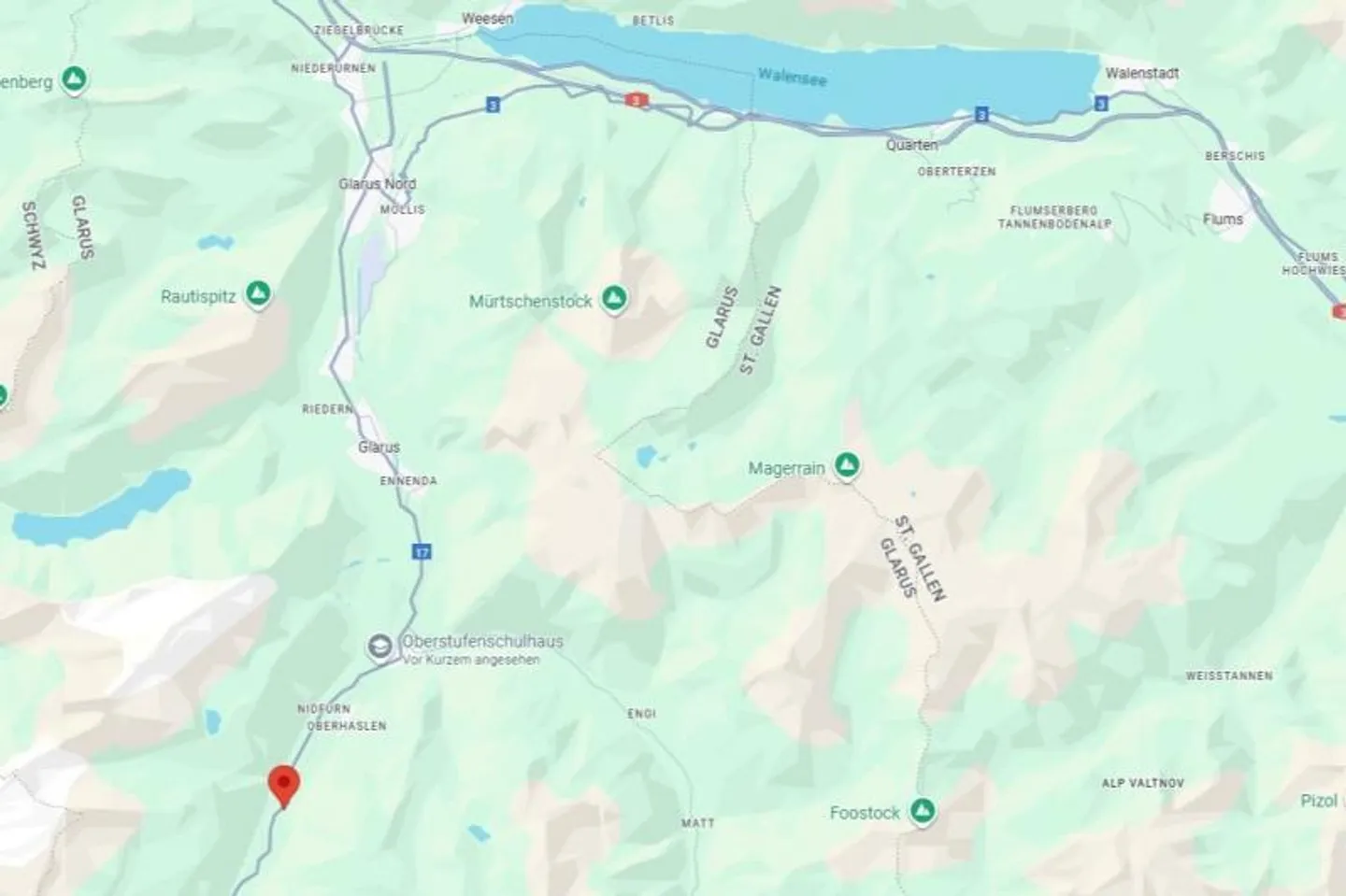 Tradition Meets Space: Charming House in Glarnerland - Photo 5 of 5