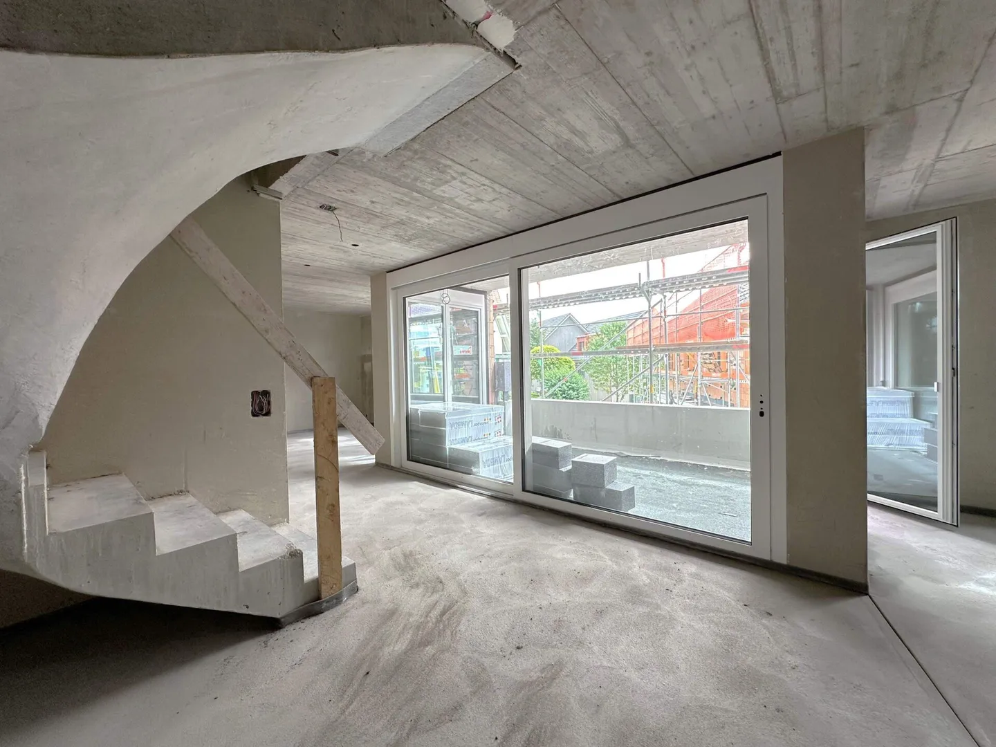 Stylish living on 102 m² - Your new 3.5-room apartment - Photo 2 of 8